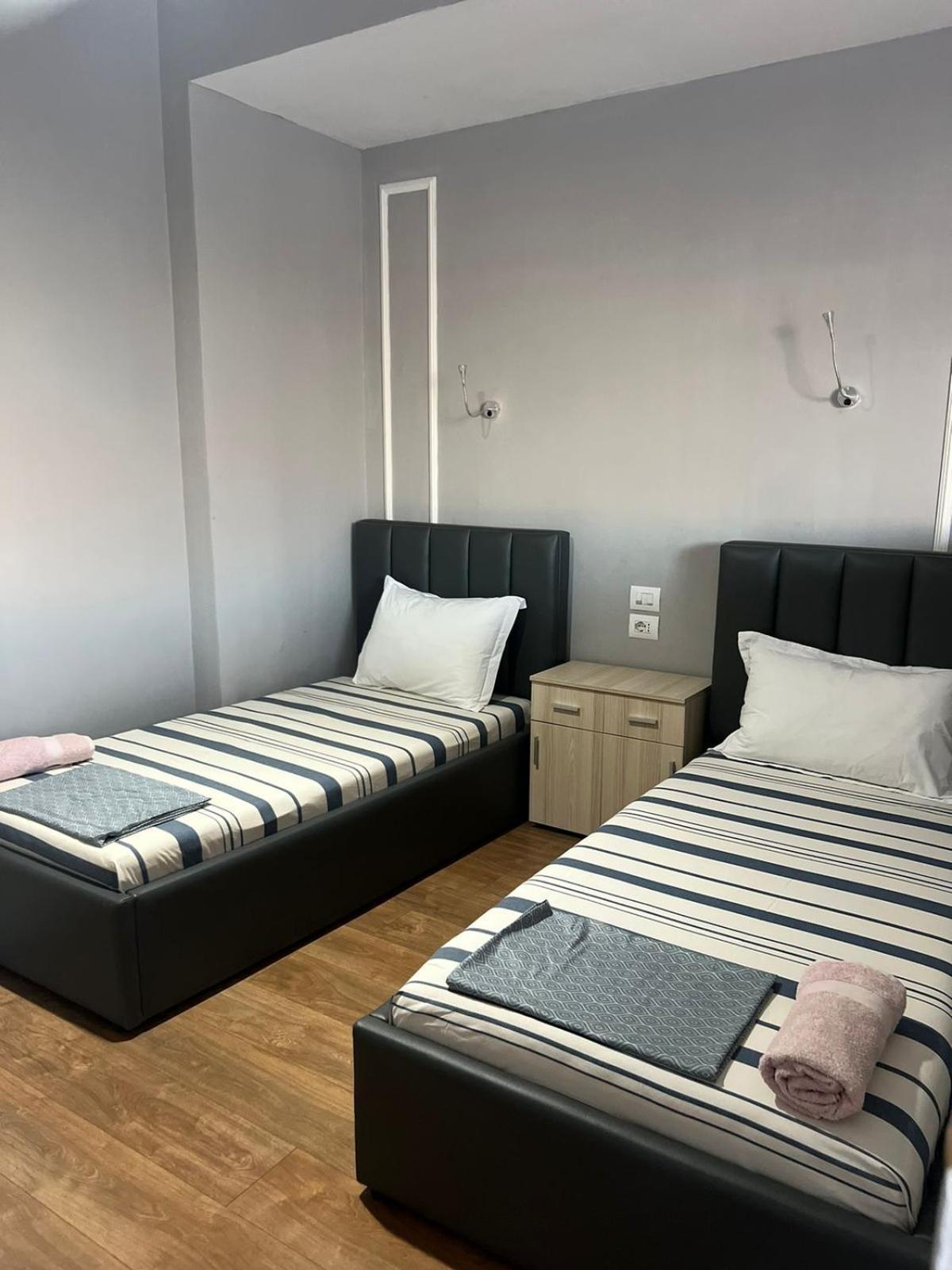 שקודר City Centre Rooms 4R מראה חיצוני תמונה